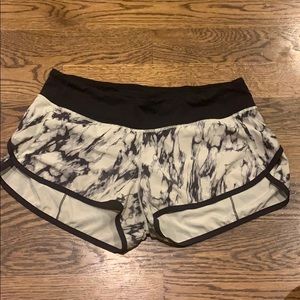 Lululemon speed up shorts size 8!
